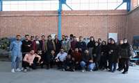 مستعدان برتر دانشجویی از واحدهای صنعتی کرمان بازدید کردند/ تاکید بر اهمیت حرکت جامعه علمی به سوی عرصه‌های کارآفرینی